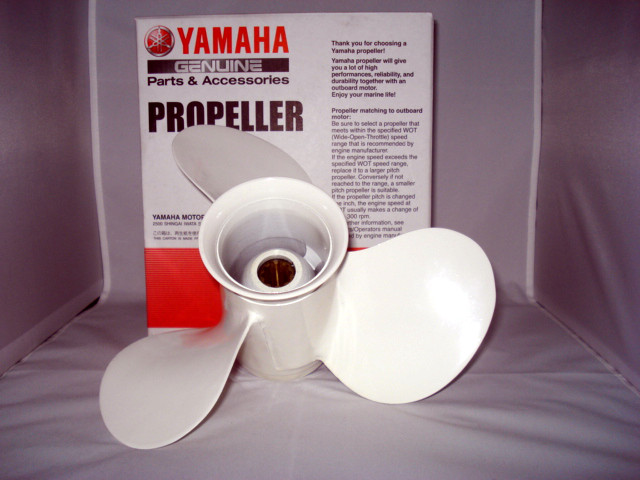 Yamaha utenbordsmotor Propell 9 7/8 x 14-F, 20hk, 25hk, 28hk, 30